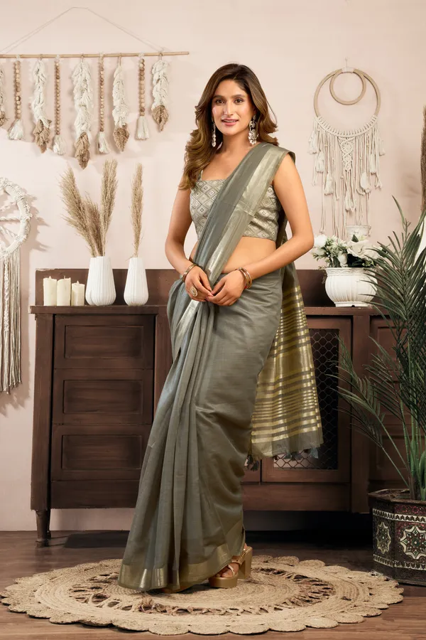 Multicolor_Khadi_Cotton_Saree_With_Brocade_Blouse_And_Zhallar_For_Women