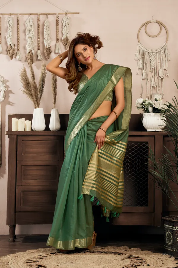 Multi_Khadi_Cotton_Brocade_Zhallar_Saree_For_Women