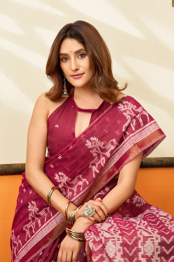 SUCHI_MAROON