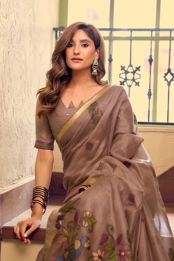 SHREYA_BROWN