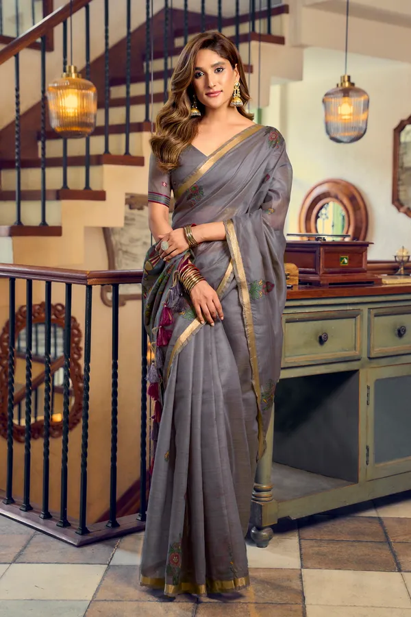 SHREYA_GREY