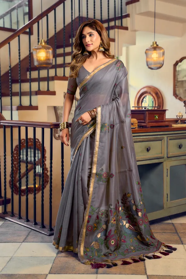 SHREYA_GREY
