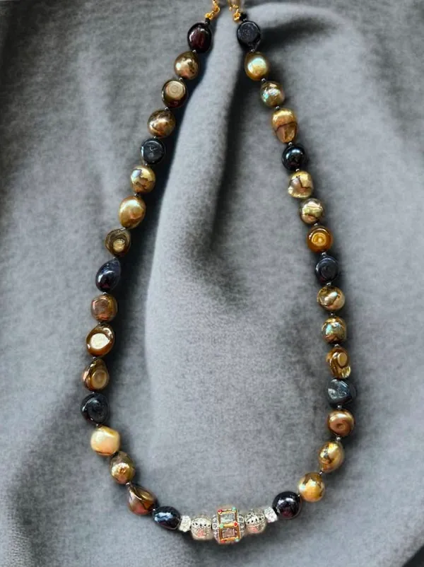 Freshwater_Baroque_Pearl_Necklace