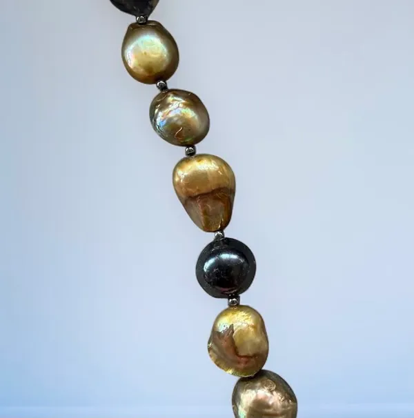 Freshwater_Baroque_Pearl_Necklace