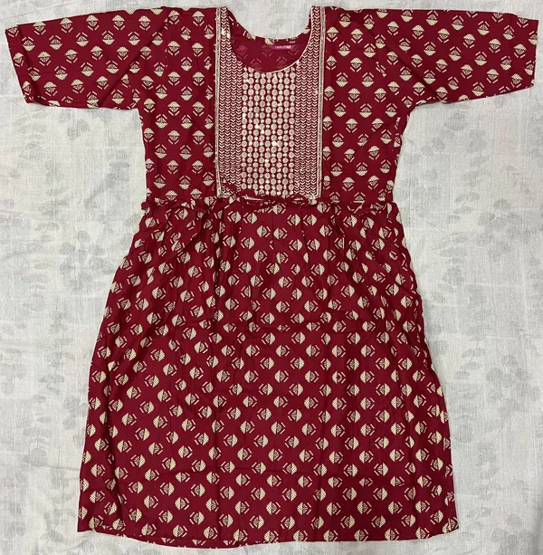 Maroon_Rayon_Gathered_Printed_Kurti_For_Women