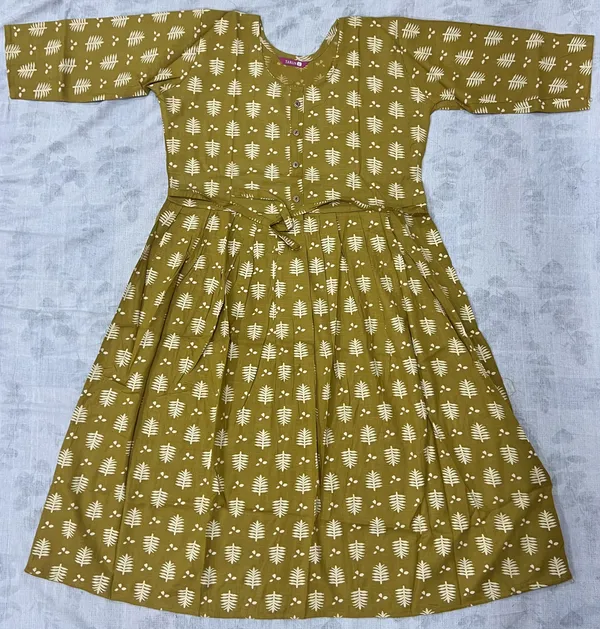Olive_Green_Two_Tone_Rayon_Flared_Printed_Kurti_For_Women