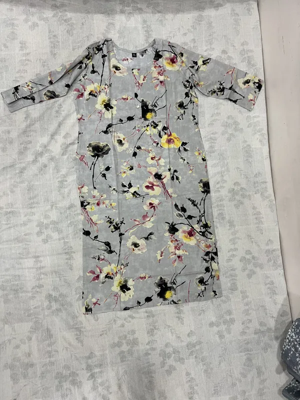 Grey_Rayon_Straight_Printed_Kurti_For_Women