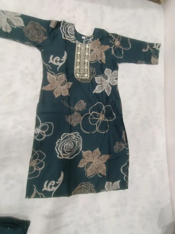 Dark_Green_Vatican_Floral_Print_Kurti_With_Top_Bottom_&_Dupatta_For_Women