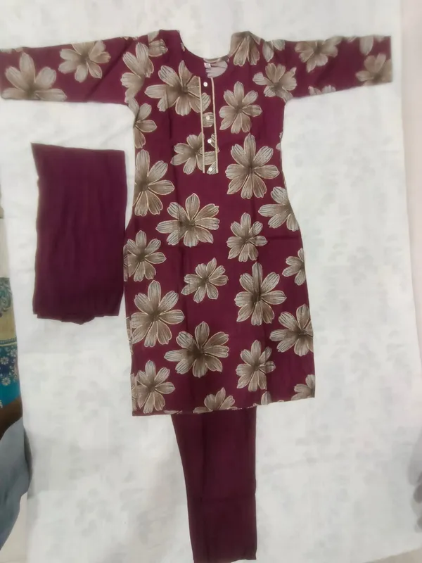 Maroon_Vatican_Foil_Printed_Kurta_With_Top,_Bottom_&_Dupatta_For_Women