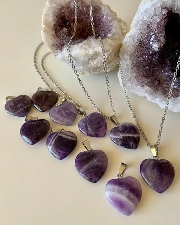 Amethyst_Heart_Pendant_Necklace_–_GANISHKA_TRENDZ