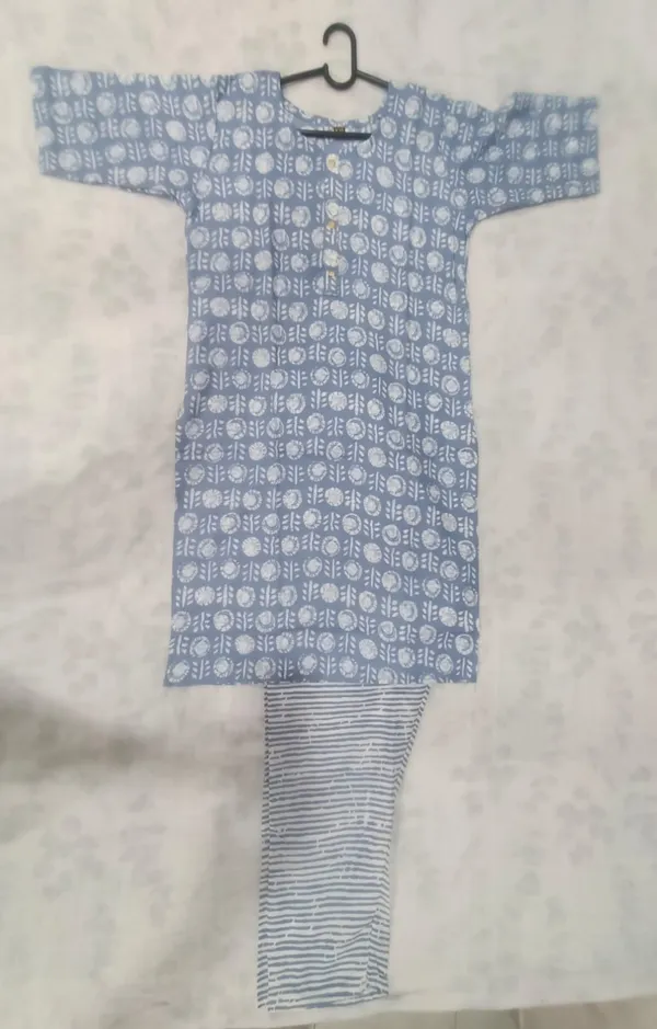 Blue_Rayon_Printed_Kurta_&_Pajama_Set_For_Women