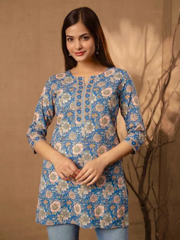 Cotton_Printed_Tops_–_Premium_Regular_&_Office_Wear_Collection