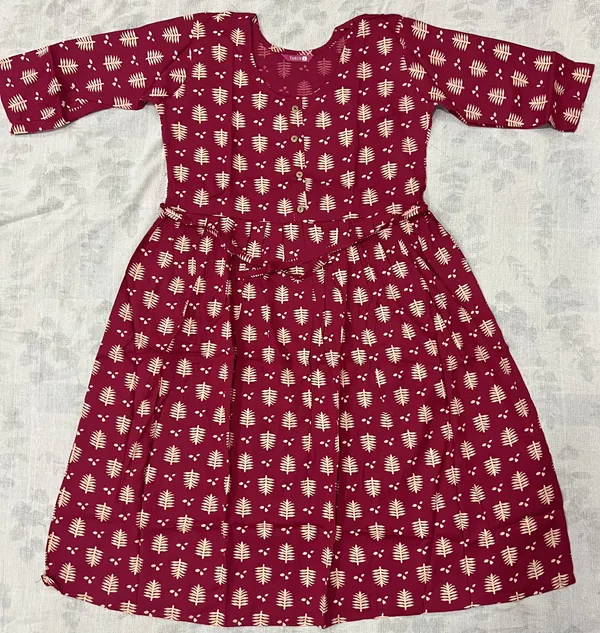 Maroon_Rayon_Flared_Two_Tone_Printed_Ghera_Kurti_For_Women