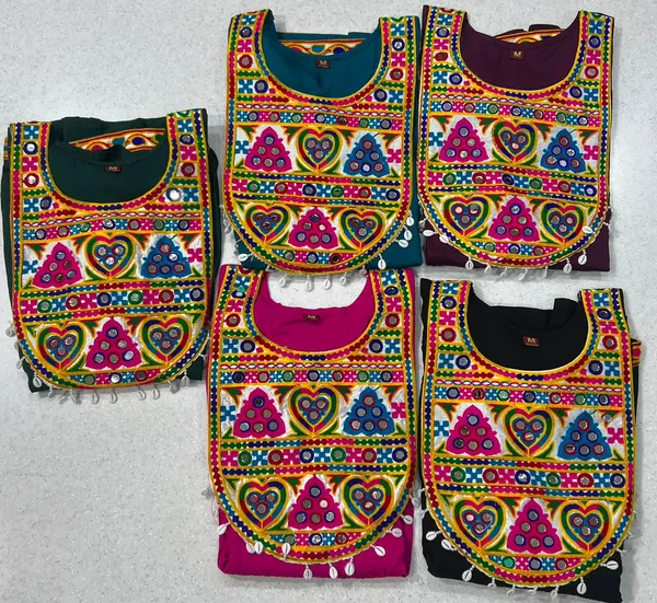 Gamthi_Utsav_2.0_–_Festive_Short_Top