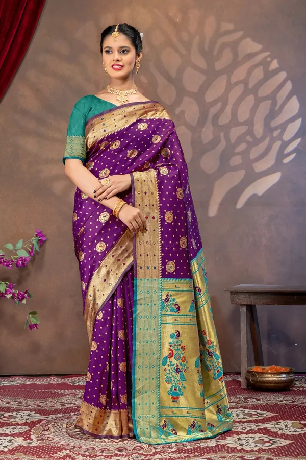 Litchi_Silk_Paithani_Pattern_Saree