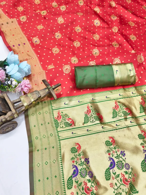Litchi_Silk_Paithani_Pattern_Saree