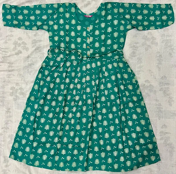 Green_Rayon_Flared_Two_Tone_Printed_Ghera_Kurti_For_Women