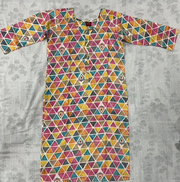 Multicolor_Rayon_Foil_Printed_Kurti_And_Bottom_Set_For_Women