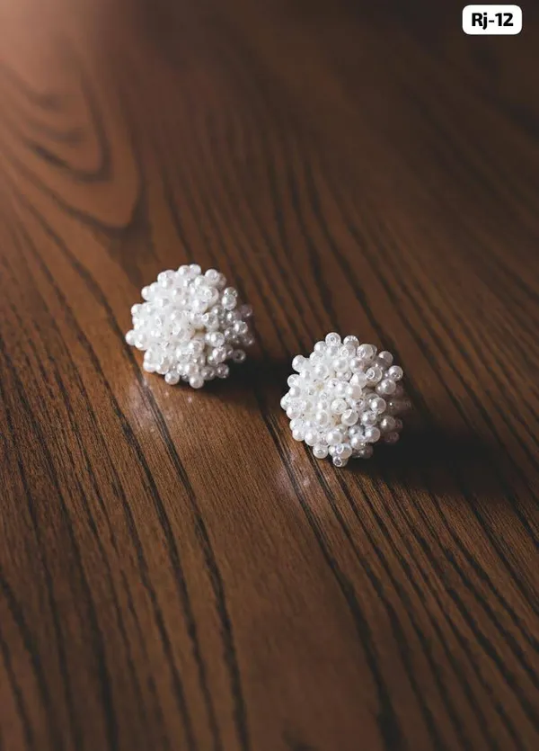 Pearl_Cluster_Stud_Earrings