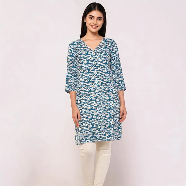 Blue_Poly_Cotton_Straight_Printed_Long_Kurti_For_Women