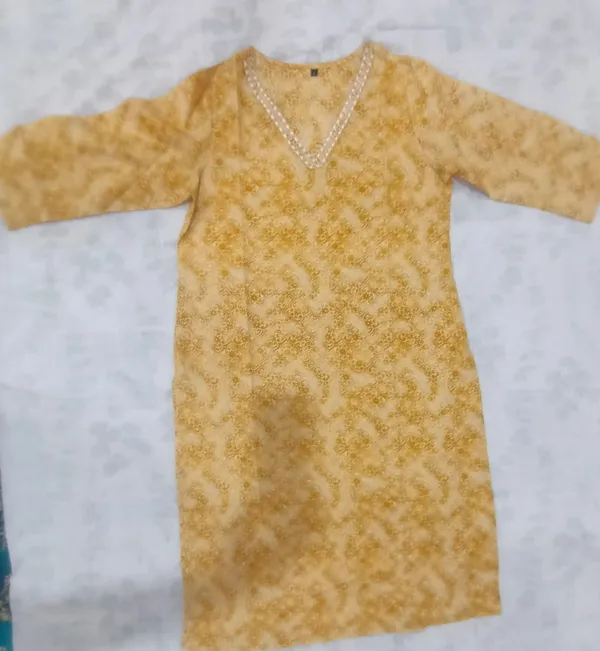Gold_Poly_Cotton_Printed_Straight_Long_Kurti_For_Women