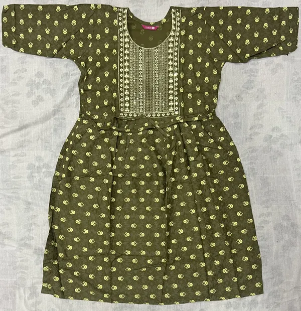 Olive_Green_Rayon_A-Line_Printed_Feeding_Kurti_For_Women