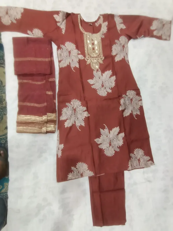 Maroon_Vatican_Sequence_Work_Kurta_With_Top,_Bottom_&_Dupatta_For_Women