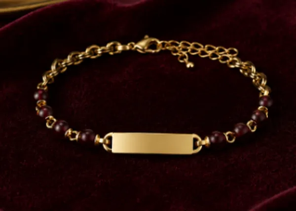 Royal_Gold_Plated_Charm_Bracelet_for_Women