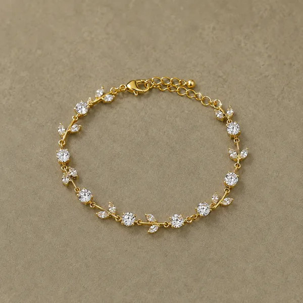 Royal_Gold_Plated_Charm_Bracelet_for_Women