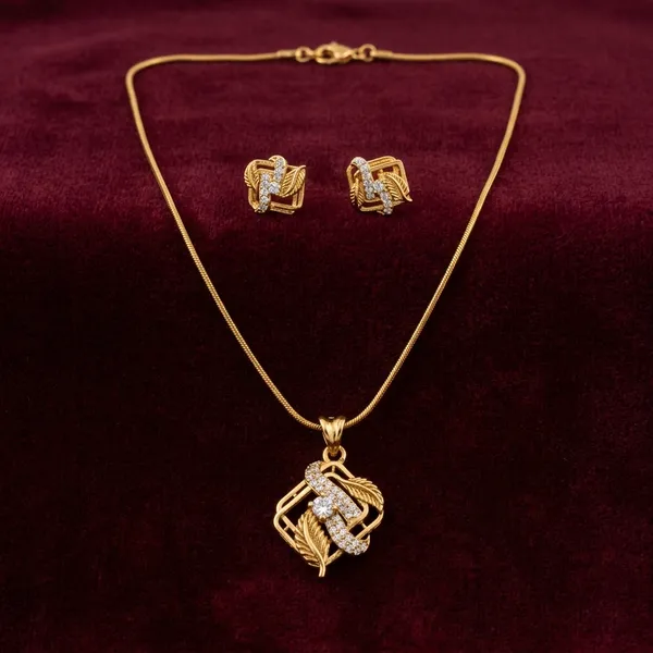 Pendant,_Chain_&_Earrings_Set