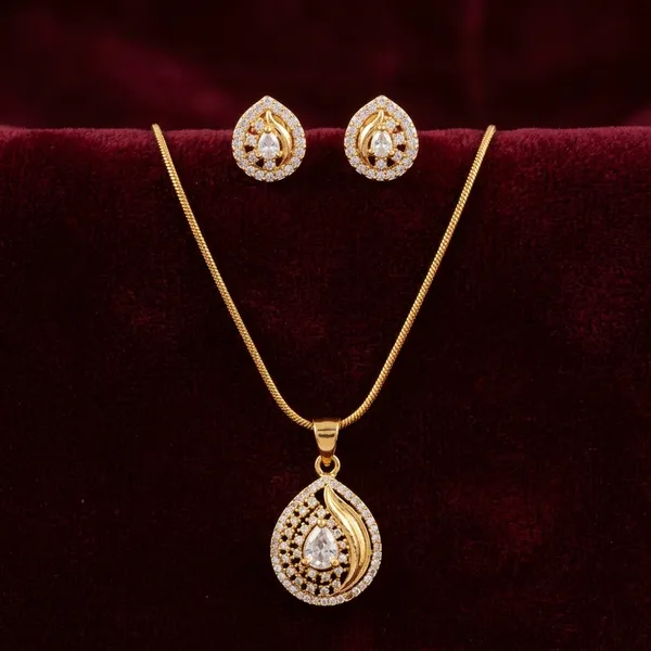 Pendant,_Chain_&_Earrings_Set