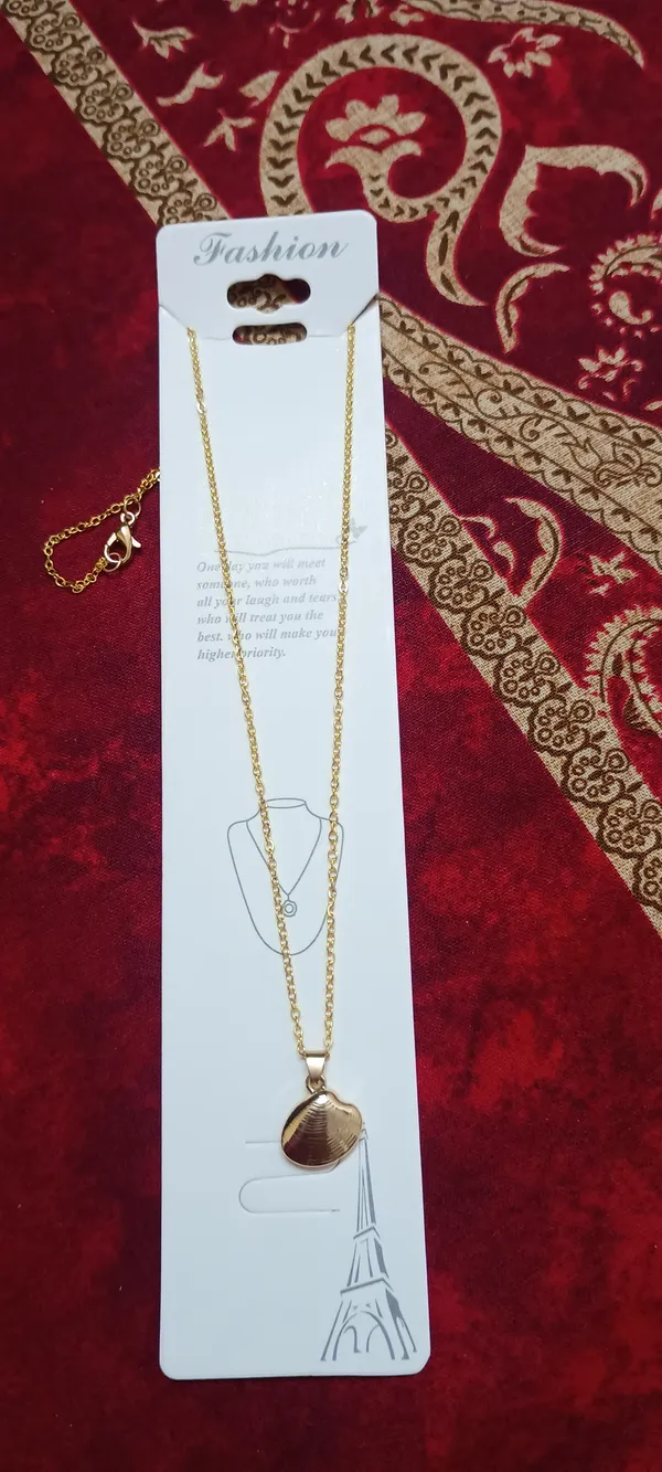 Pendant_&_Chain