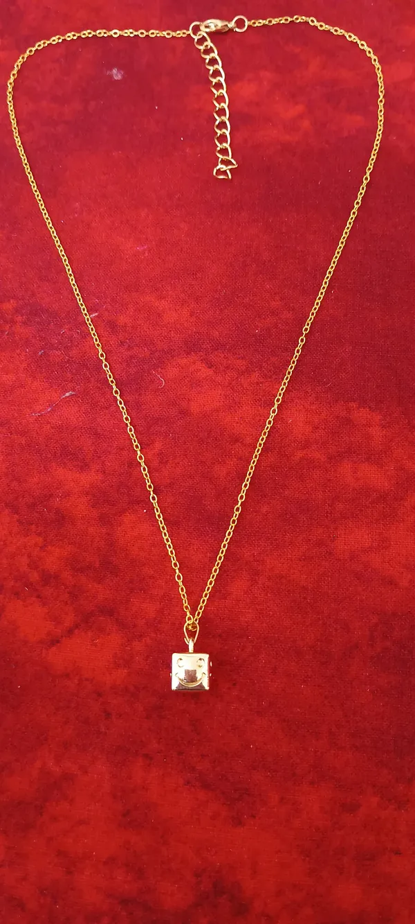Pendant_&_Chain