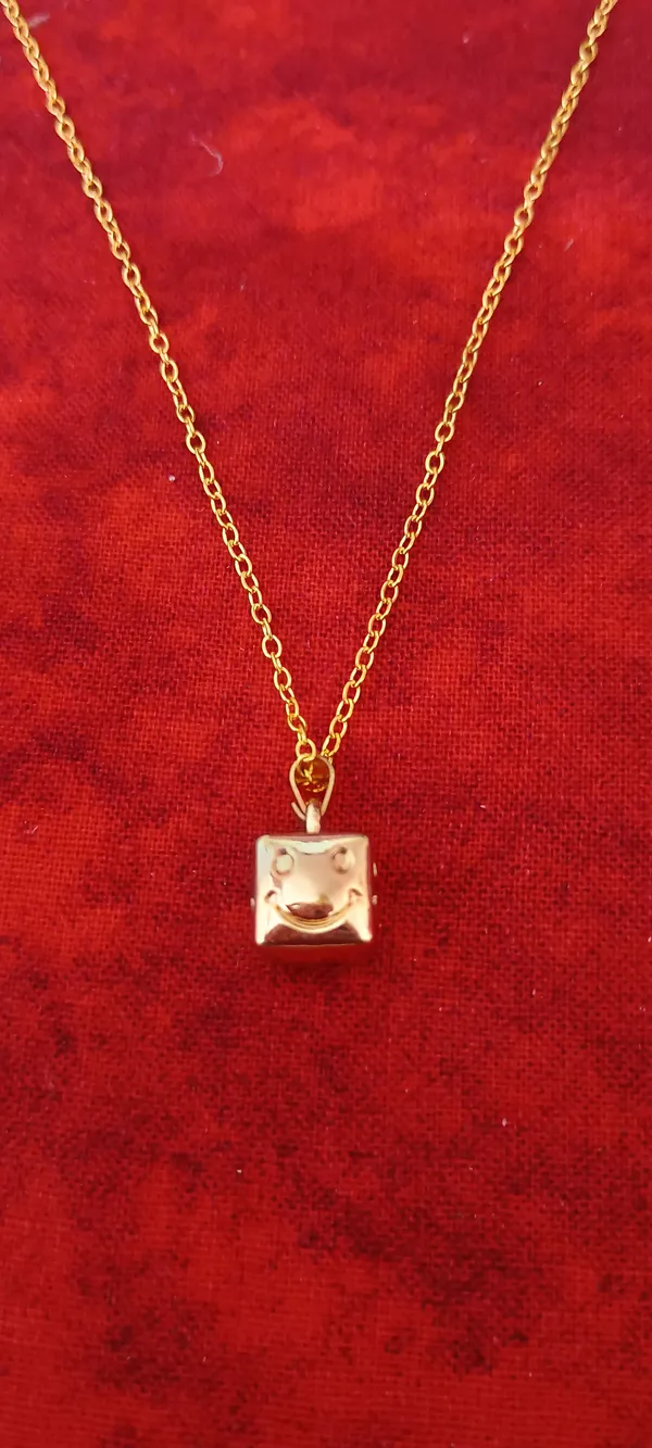 Pendant_&_Chain