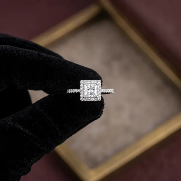Royal_Elegance_Gold_Plated_Statement_Ring_for_Women