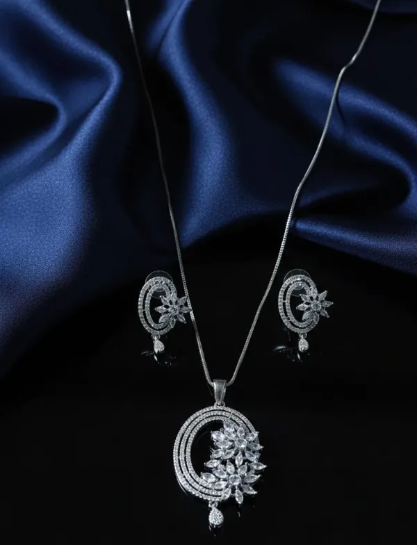 Silver_Cubic_Zirconia_Pendant_Necklace_Set_For_Women