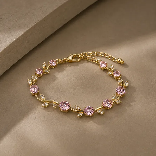 Royal_Gold_Plated_Charm_Bracelet_for_Women