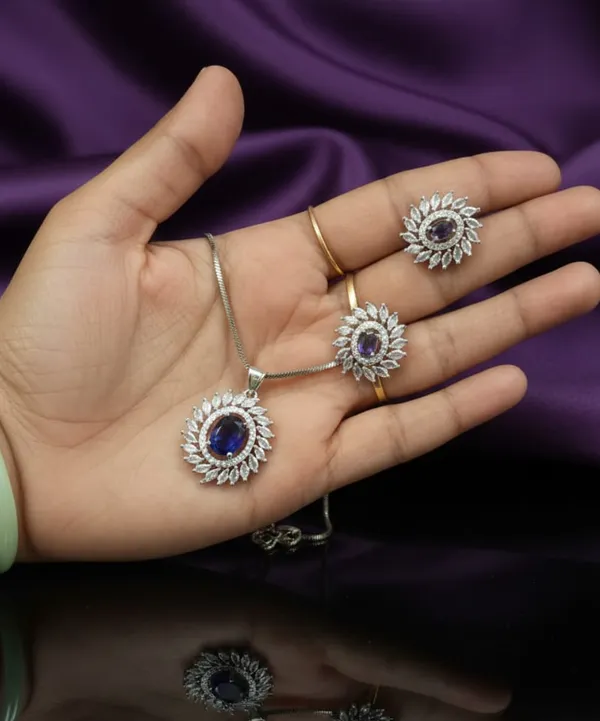 Royal_Sapphire_Crystal_Pendant_Set_For_Women