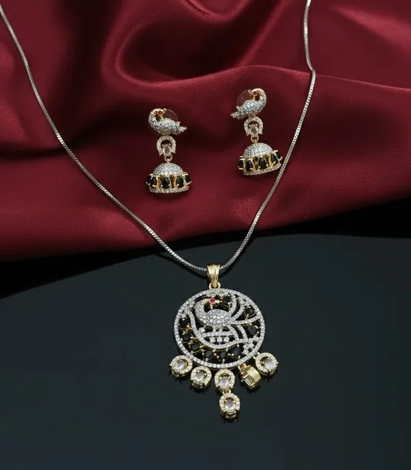 Elegant_Peacock_Design_Pendant_Necklace_Set_With_Crystal_Studded_Earrings_For_Women_|_Traditional_And_Party_Wear_Jewelry_Set