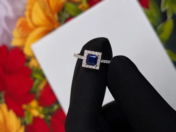 Royal_Elegance_Gold_Plated_Statement_Ring_for_Women
