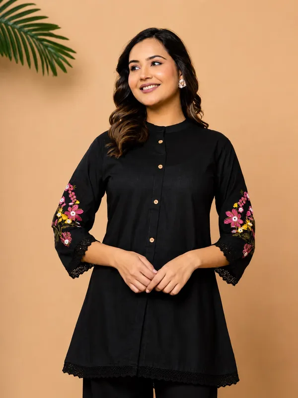 Black_Premium_Cotton_Embroidered_With_Both_Side_Pocket_Co-Ord_Set_