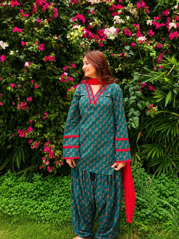 Teal_Green_Printed_Cotton_Farshi_Salwar_Suit_Set_with_a_Contrast_Red_Dupatta