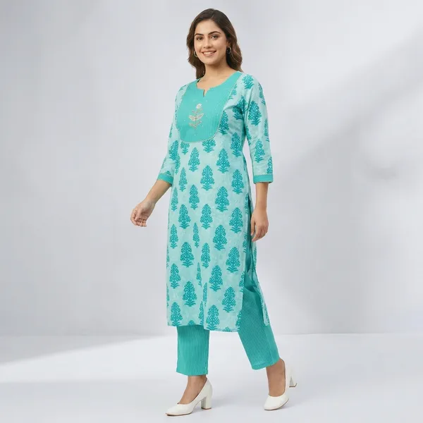 Turquoise_Cotton_Floral_Block_Print_Straight_Kurta_Set_For_Women