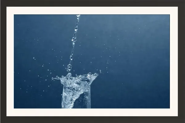 Water_Droplets_Framed_Photography_Print_With_Mount