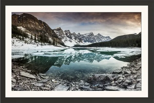 Turquoise_Glacier_Lake_Landscape_Photo_Frame_Without_Glass_|_Snow-Capped_Mountain_Wall_Art