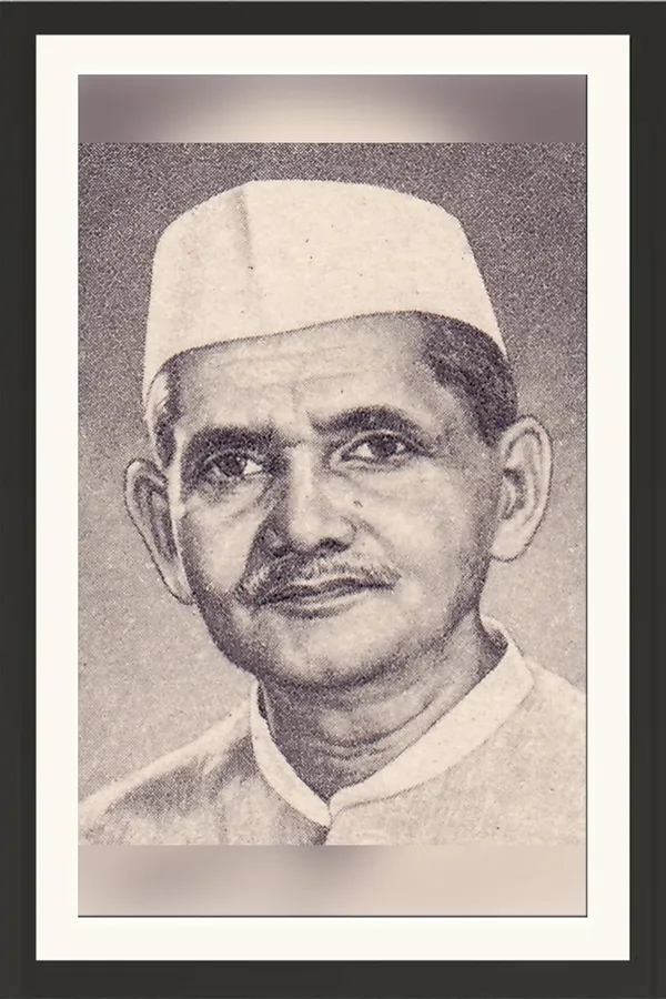 Lal_Bahadur_Shastri_Close_Portrait_Without_Glass_|_Humble_Leader_Tribute_Frame