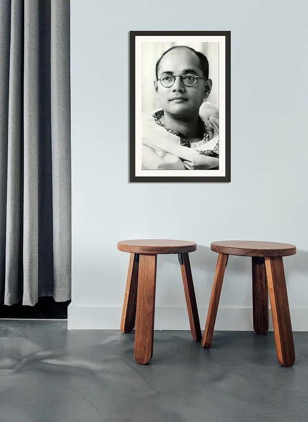 Netaji_Subhas_Chandra_Bose_Photo_Frame_Without_Glass_–_Classic_Young_Portrait_Wall_Art