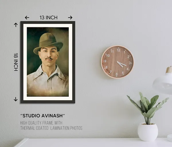 Bhagat_Singh_Photo_Frame_Without_Glass_–_Classic_Hat_Portrait_Wall_Art,_Shaheed-e-Azam