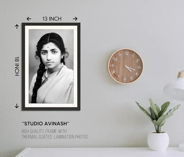 Young_Lata_Mangeshkar_Photo_Frame_Without_Glass_–_Young_Portrait_Alternate_Pose_Wall_Hanging