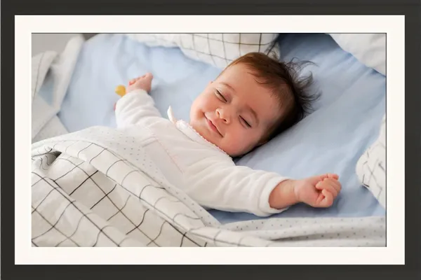 Cute_Baby_Photo_Frame_Sleeping_Nursery_Wall_Art_Without_Glass